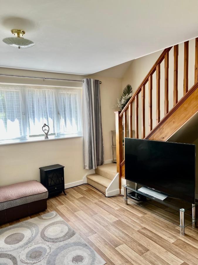 New Forest Hideaway- Self Catering Accommodation Newbridge  Exterior photo